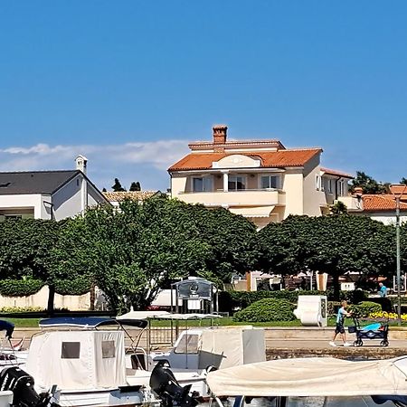 Emma Demarin Apartments Медулин Экстерьер фото