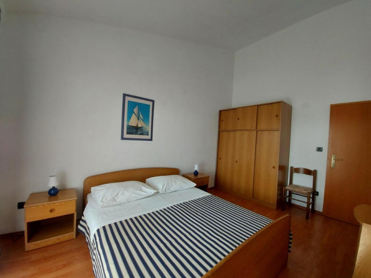 Emma Demarin Apartments Медулин Экстерьер фото